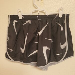 NWT Nike Black And White Swoosh Running Shorts Girls